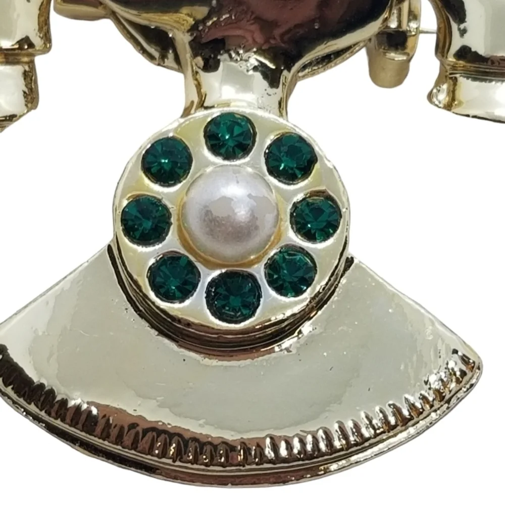 GERRYS VINTAGE GOLDTONED & GREEN RHINESTONE RETRO PHONE PIN